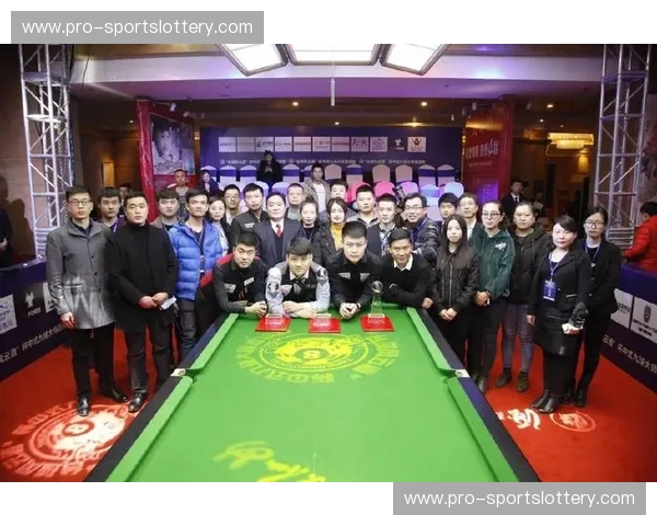 矛与盾的巅峰祭典：张堃鹏与石鑫，谁才是中式台球的终极答案？